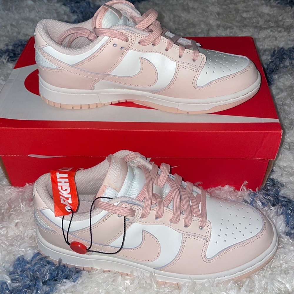 Nike Dunk Low ‘Orange Pearl’